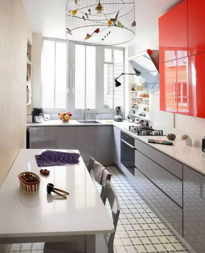 چگونه یک آشپزخانه کوچک را تجهیز کنیم؟ 91 عکس تصمیمات آشپزخانه جالب، ایده هایی برای ایجاد آشپزخانه کاربردی کوچک 9521_48