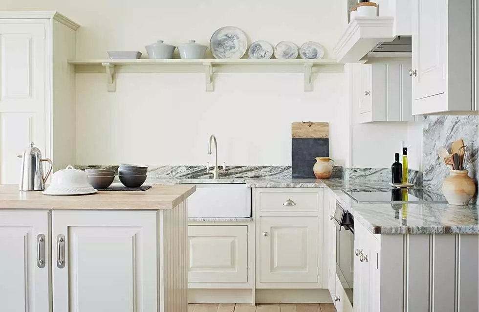 چگونه یک آشپزخانه کوچک را تجهیز کنیم؟ 91 عکس تصمیمات آشپزخانه جالب، ایده هایی برای ایجاد آشپزخانه کاربردی کوچک 9521_61