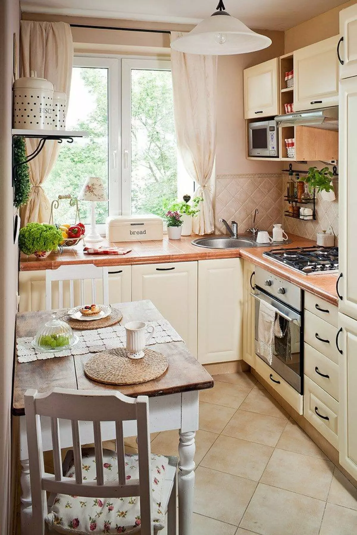 Идеи кухни в доме. Кухня в стиле Прованс 9м2. Кухня хрущевка Прованс 5 кв.м. Уютные маленькие кухни. Красивая уютная кухня.