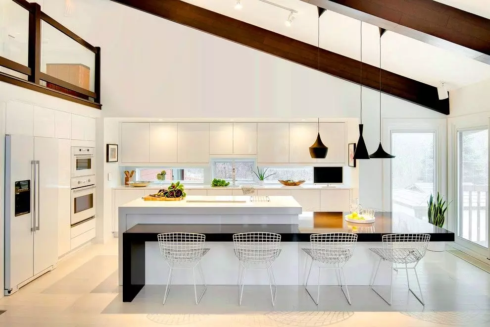 Dapur terbina dalam (70 foto): Saiz kepala dapur dan reka bentuk. Apa itu dan apa yang berbeza dari dapur modular? Pilihan projek di apartmen biasa