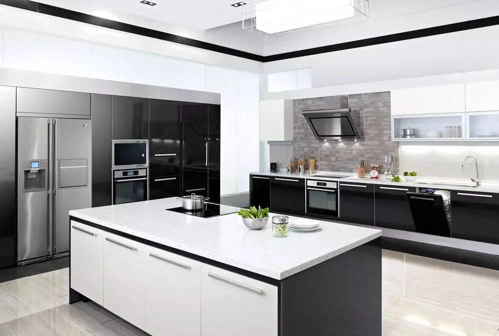 Bucătării încorporate (70 fotografii): Dimensiuni de capete și design de bucătărie. Ce este și ceea ce este diferit de bucătăria modulară? Opțiuni de proiect în apartament obișnuit 9546_6