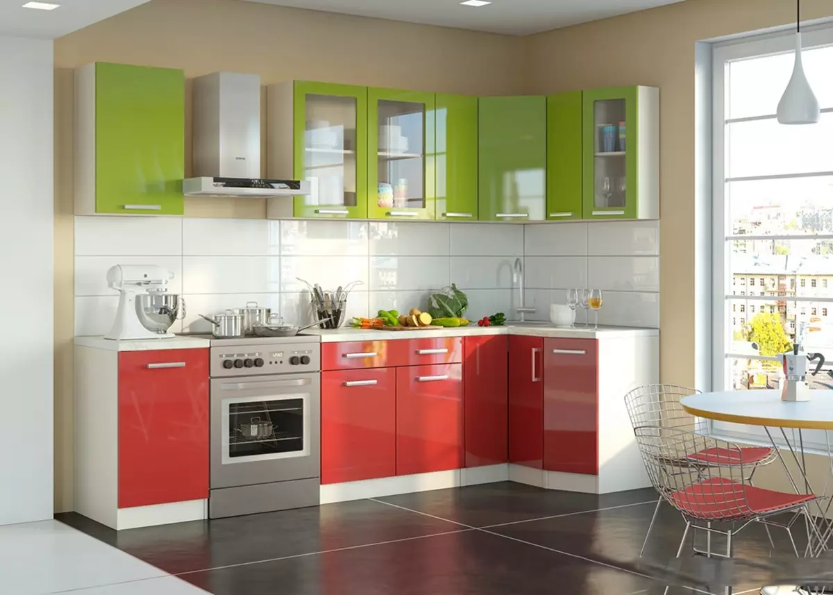 Кухня Lime (52 снимки): Лаймска цвят кухня слушалки с венге, бяло и други нюанси в интериора на кухнята. Какви други нюанси се съчетават с вар? 9551_14