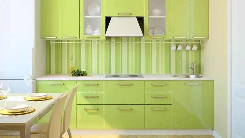 Kapur Kitchen (52 foto): Headset dapur berwarna lyme dengan Wenge, White dan nuansa lain di interior dapur. Apa nuansa lain yang dikombinasikan dengan jeruk nipis? 9551_37