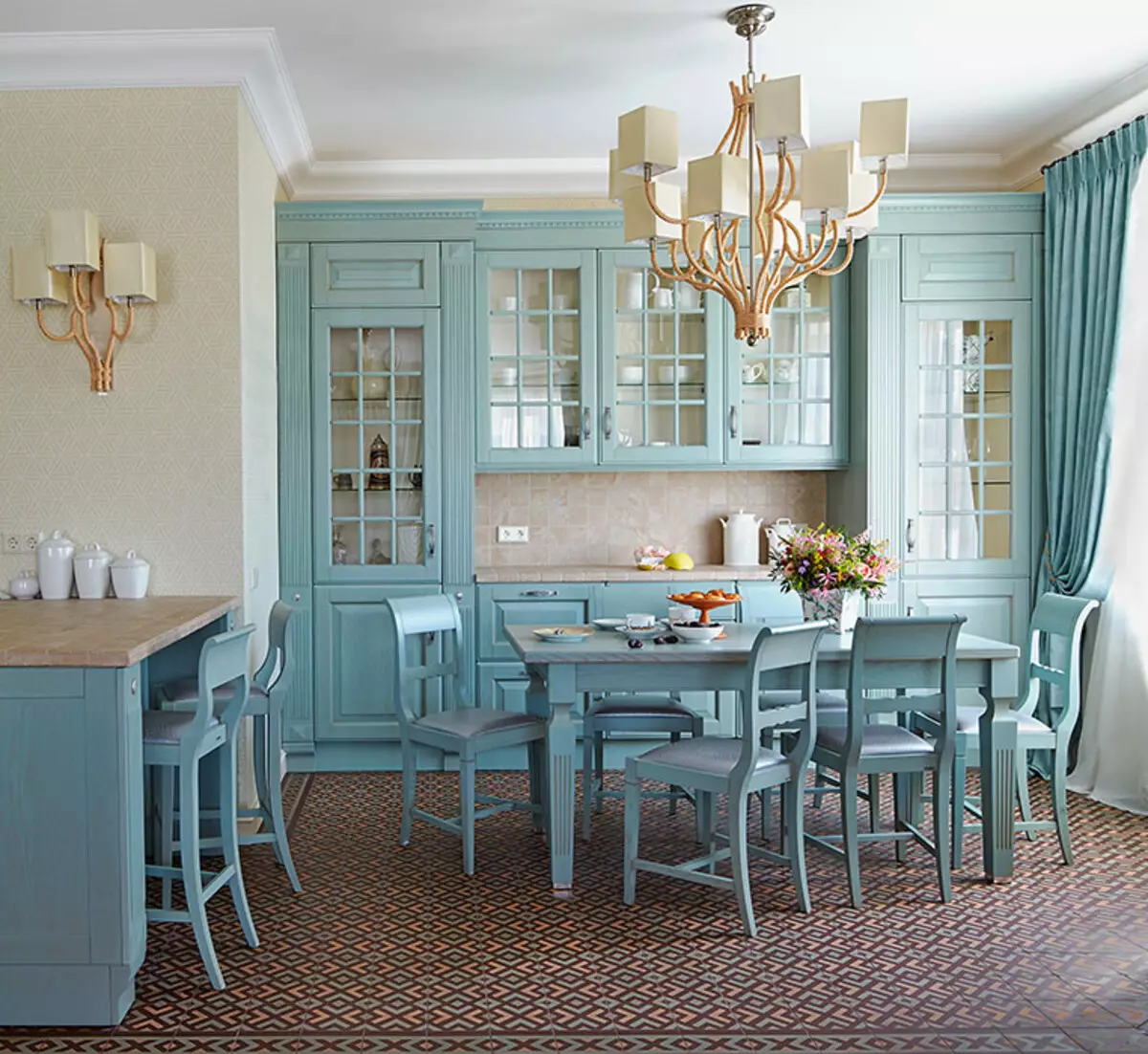 Cozinha azul (82 fotos): Que cores são combinadas no interior de um conjunto de cozinha azul? Projeto da cozinha em tons azuis e azul escuro 9555_59