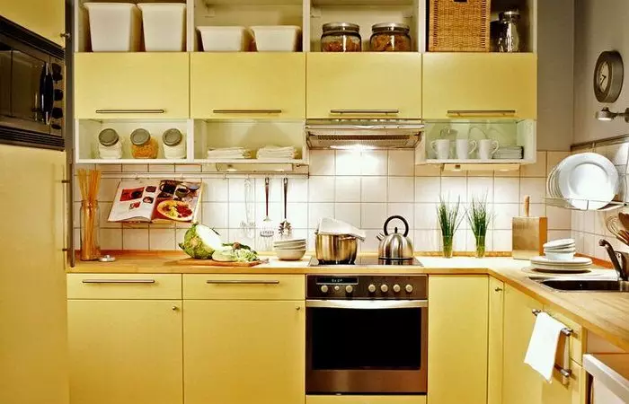Hinged Cabinets for Kitchen (56 Photos): Kusina Suspended Wall Top Lockers 36-60 CM at 72-96 cm, Iba pang mga pagpipilian 9561_23
