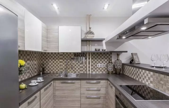 ağac altında Mətbəx (82 şəkil): Kitchens daxili dizayn, künc mətbəx qulaqlıqlarda, ağac və daş, parlaq və qaranlıq mətbəx altında fasadlarının rəng ağac altında plastik 9566_5