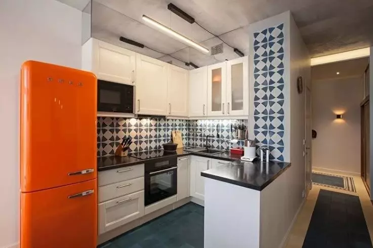 Nhà bếp hình chữ P có quầy bar (48 ảnh): Thiết kế nhà bếp nhỏ hình chữ P. Ví dụ đẹp trong nội thất 9605_4