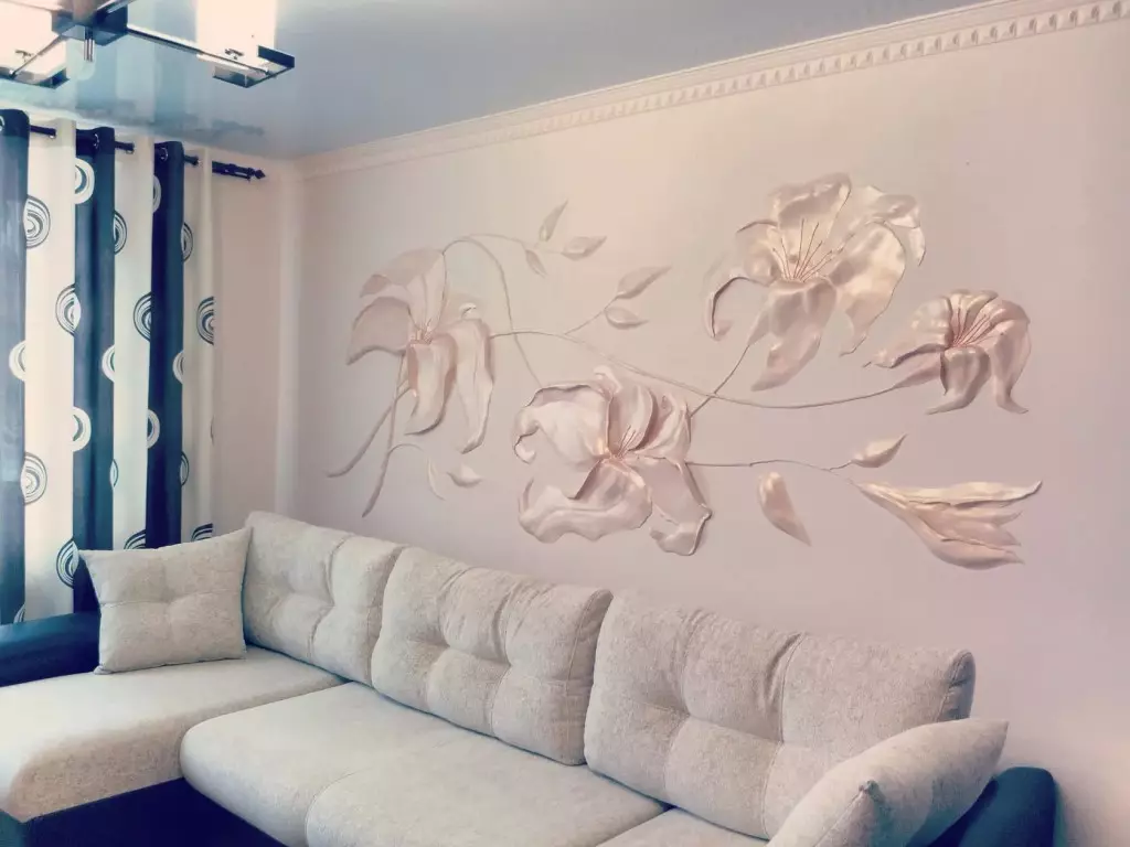 Ζωγραφική σαλόνι: επιλογή εξοπλισμού και θέματα σχεδίων για τοιχογραφία στην αίθουσα 9622_15