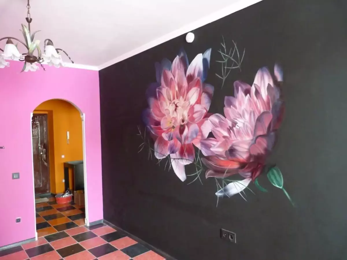 Ζωγραφική σαλόνι: επιλογή εξοπλισμού και θέματα σχεδίων για τοιχογραφία στην αίθουσα 9622_27