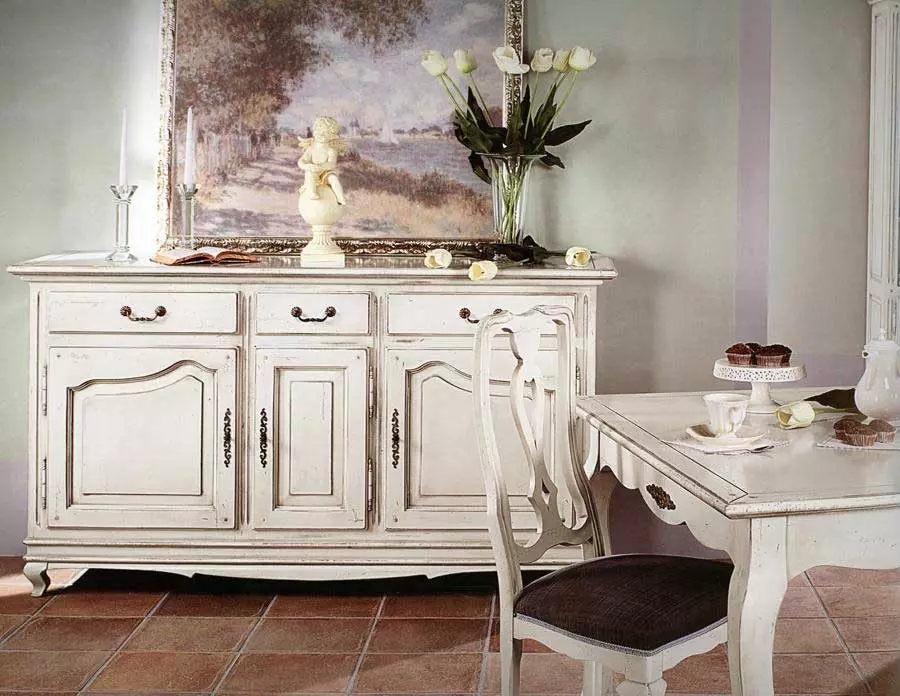 Sala de estar em Provence (104 fotos): Registro do interior de um salão pequeno e grande em um estilo de oliveira moderno, design de candelabro e outras nuances 9631_41