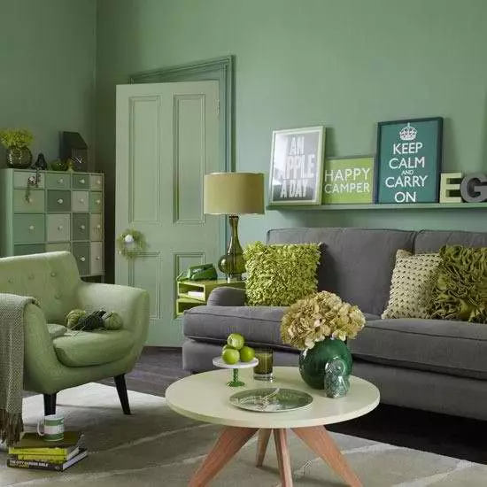 sala de estar Verde (65 fotos): características de diseño de interiores en tonos verdes. ¿De qué color combina verde? El registro de las paredes de la sala 9639_29