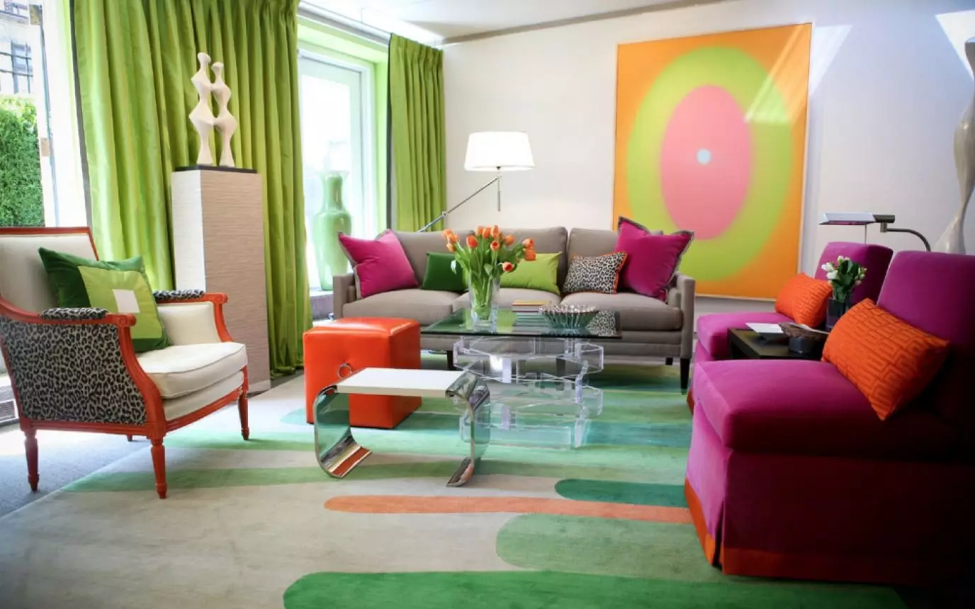 綠色起居室（65張照片）：綠色色調的室內設計功能。什麼顏色結合綠色？大廳牆的登記 9639_39