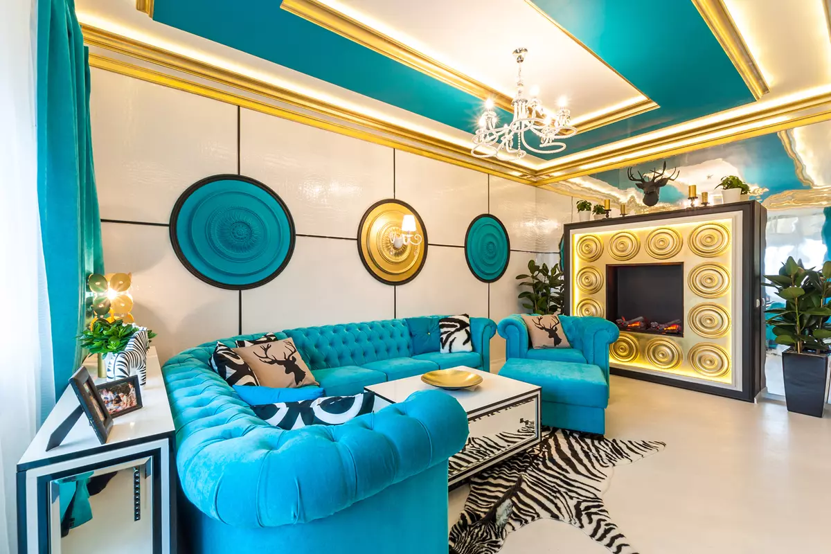 Turquoise Living Room (57 Foto): Desain interior warna pirus. Aula dalam nada pirus-coklat dan kombinasi lainnya di interior 9644_21