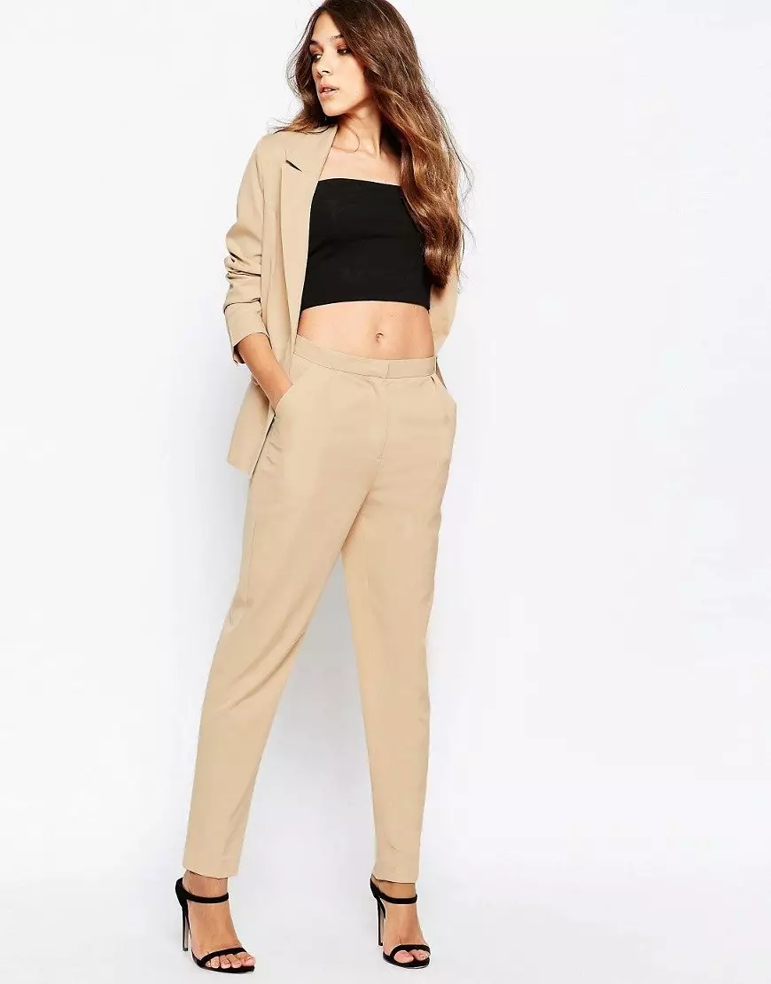 Pants tan-nisa boyfriends (49 ritratt): ma 'dak u kif tilbes 964_25