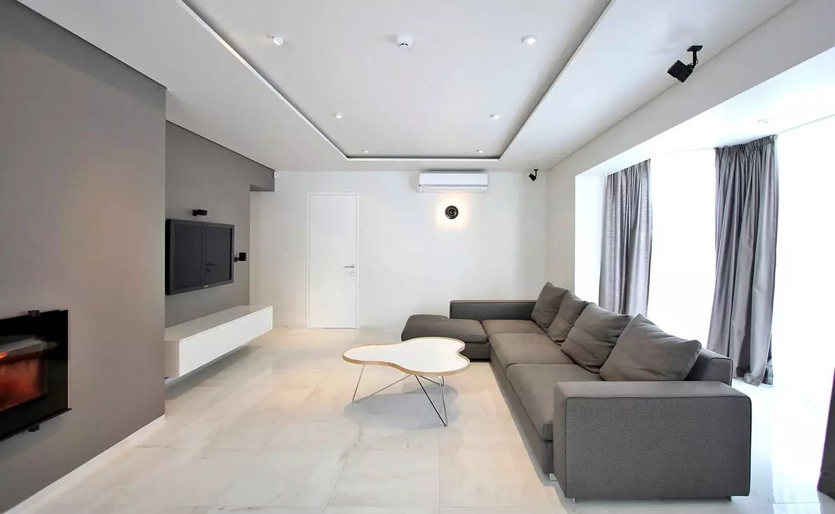 Dnevna soba v stilu minimalizma (88 fotografij): Notranja oblikovalska dvorana v rednem stanovanju v sodobnem minimalističnem slogu, dekoracijo dnevne sobe v Khrushchevka 9656_28