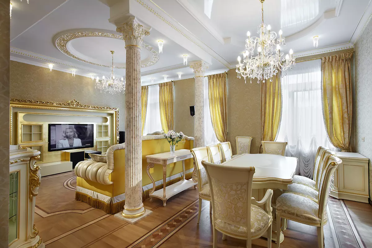 Sala de estar clásica (88 fotos): deseño de interiores en estilos clásicos contemporáneos e americanos, fermosas salas de estar en cores brillantes, elixindo pinturas na sala 9681_39
