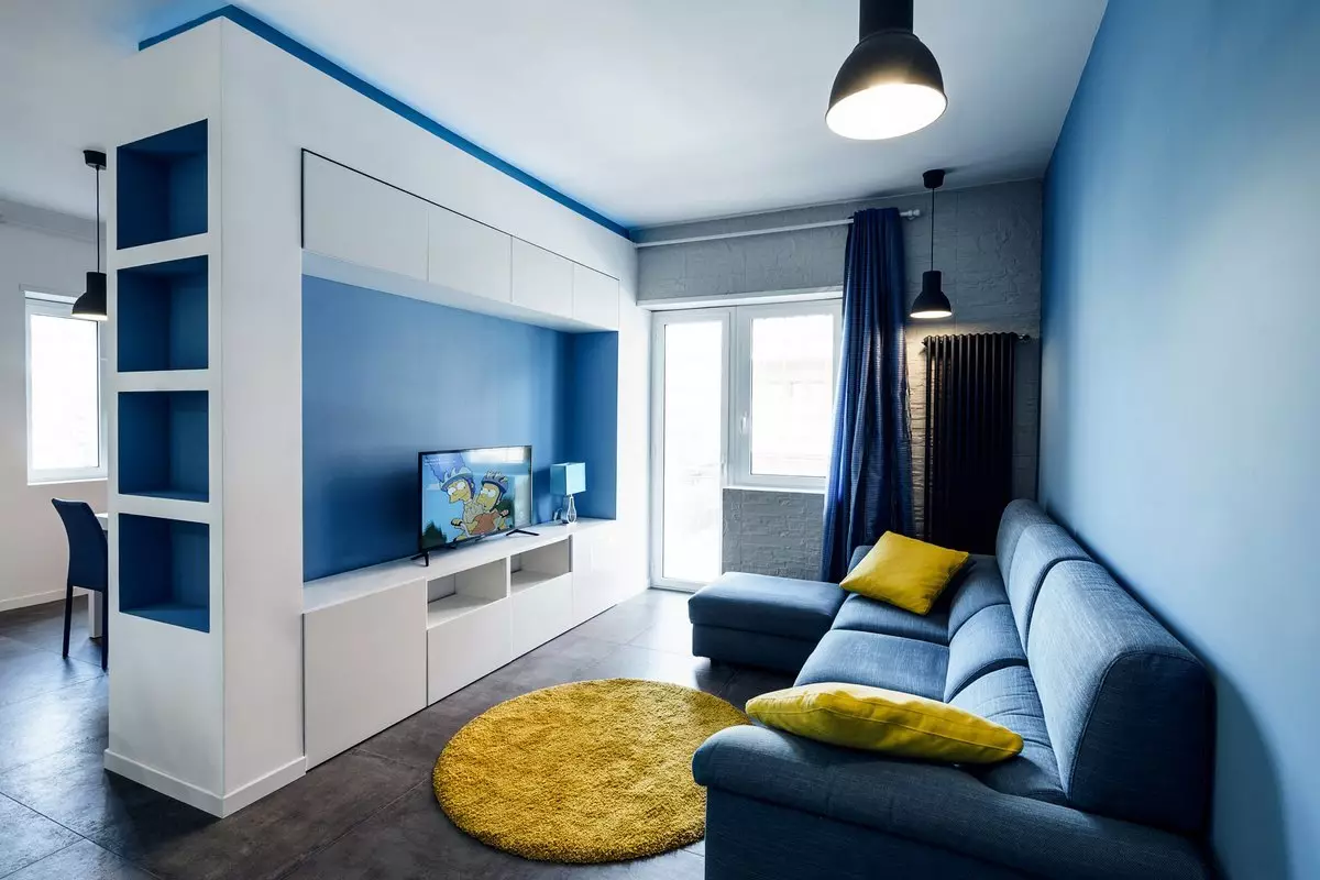 작은 거실의 인테리어 (119 개 사진) 아파트의 작은 홀 현대 아이디어. 어떻게 미니 룸을 갖추기 위해? 9695_88