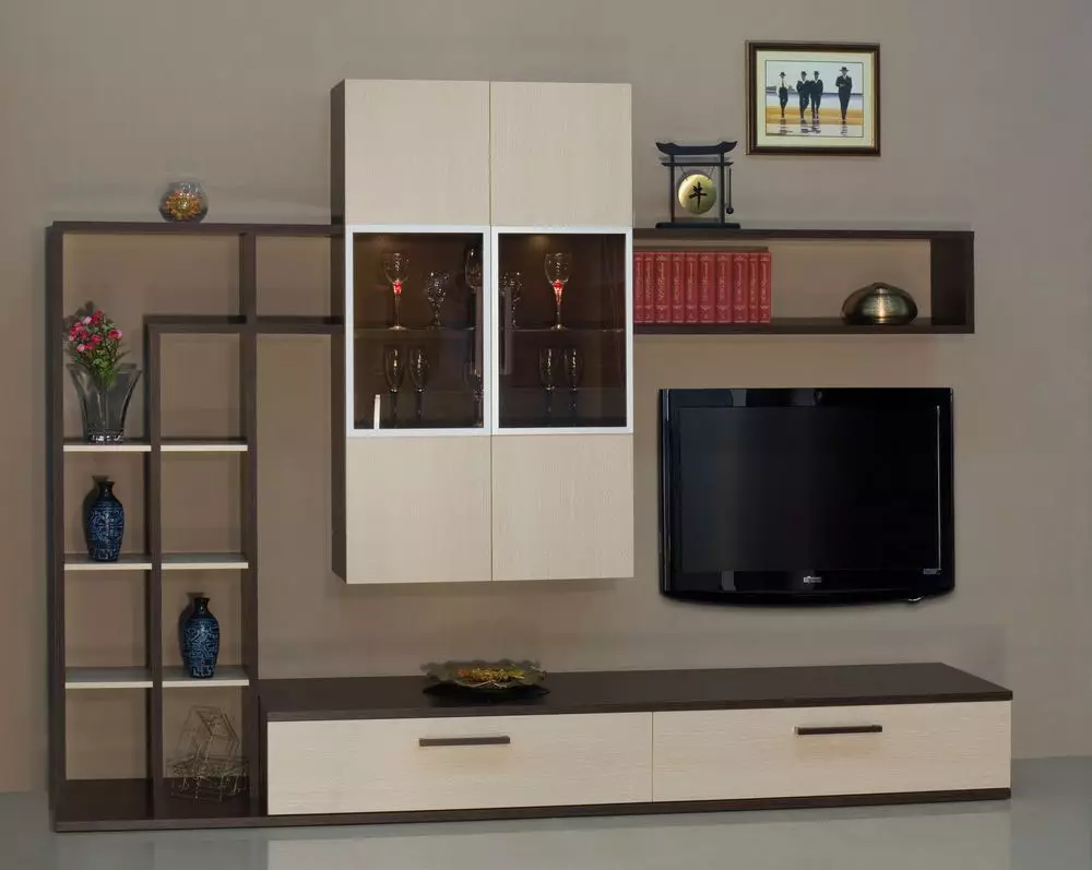 Oturma odası için çağdaş bir tarzda modüler mobilya (60 fotoğraf): TV alanındaki oturma odası, raflar ve diğer modüler sistemler için modülleri seçin. 9725_25