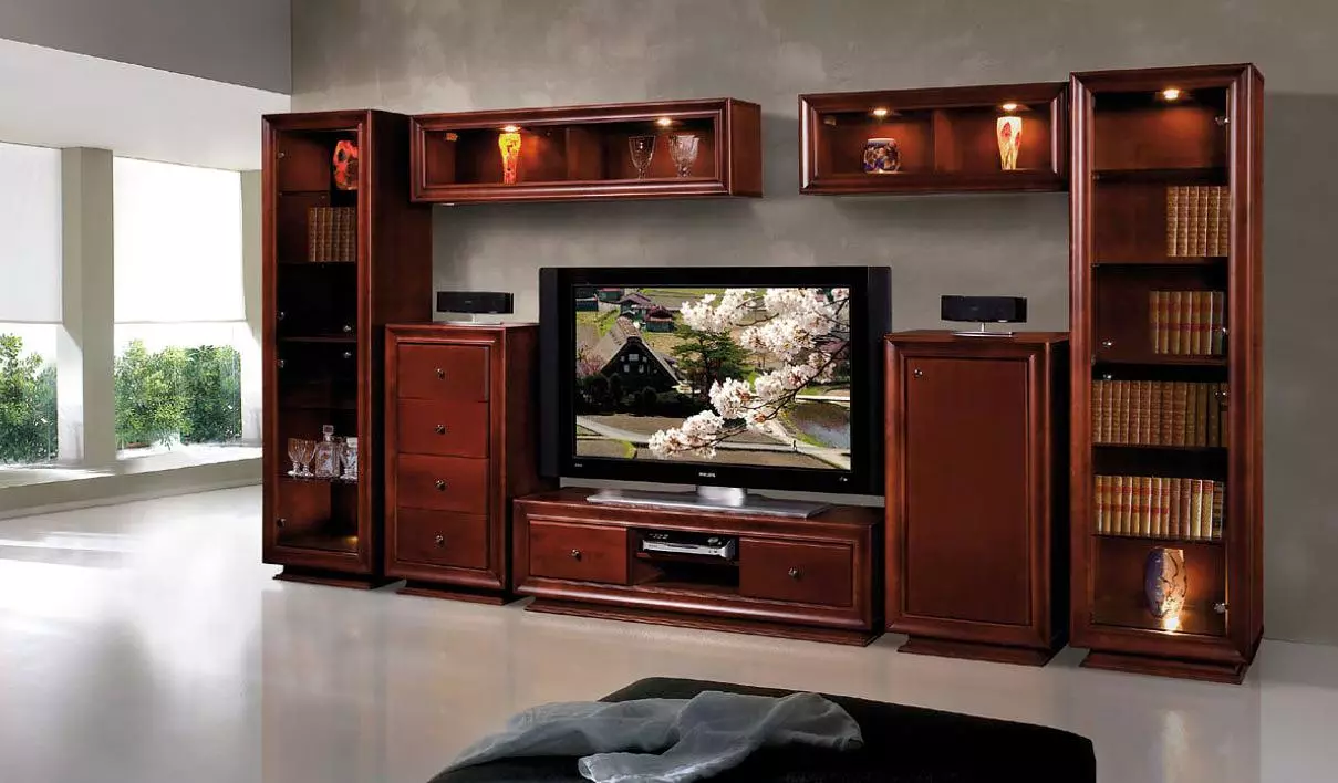 Moduláris bútorok egy kortárs stílusban a nappali (60 fotók): Válassza ki a nappaliban lévő modulokat a TV területén, polcokon és más moduláris rendszerekben 9725_31