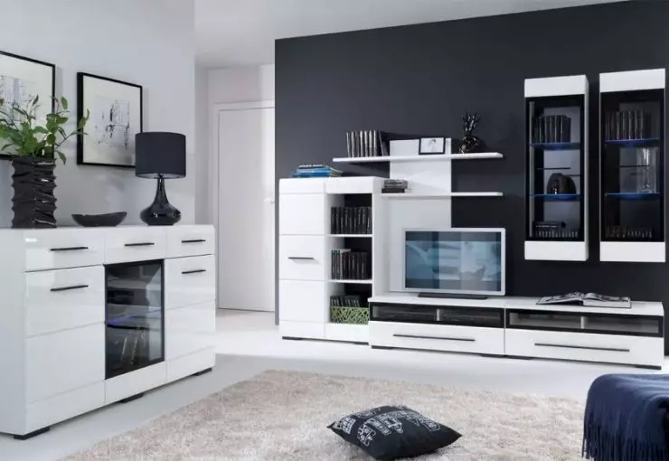 Modulárny nábytok v modernom štýle pre obývaciu izbu (60 fotografií): Vyberte moduly pre obývaciu izbu v televíznej oblasti, police a iných modulárnych systémoch 9725_7