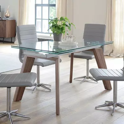 Extendable table for living: tips for choosing the oval and round the large dining table. Overview beautiful, modern tables of Russian production. Interesting examples 9732_27