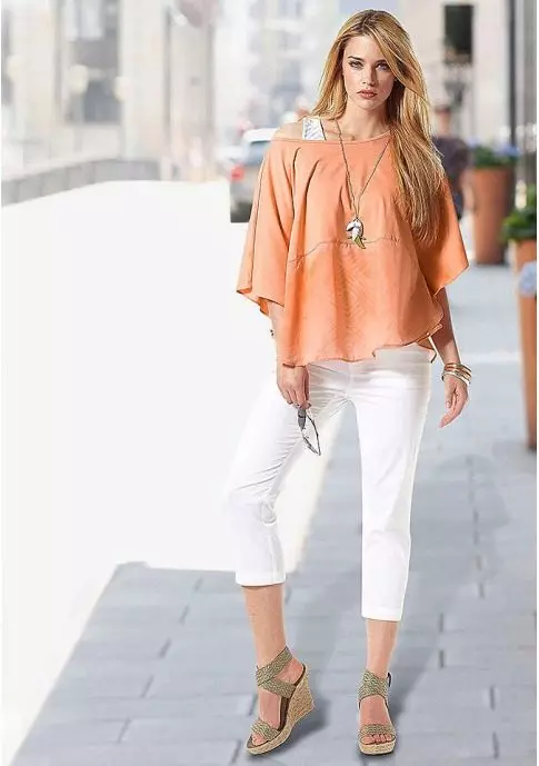 Hlače Capri (106 fotografij): Ženske modele 2021, s tem, kaj nositi 974_33