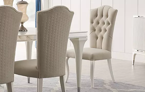 Փափուկ աթոռներ հյուրասենյակի համար. Ամբիոնի աթոռներ Առանձնահատկություններ, փափուկ եւ բազկագործական մոդելներ եւ այլ տարբերակներ 9751_10