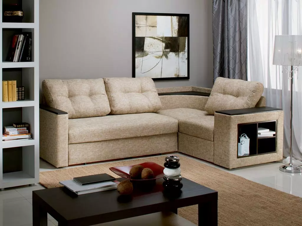 Sives w salonie (157 zdjęć): Przegląd miękkich sof dla sali, stylowe półokrągłe i w kształcie litery P, nieświadome i elitarne proste sofy we wnętrzu. Jak wybrać? 9758_7