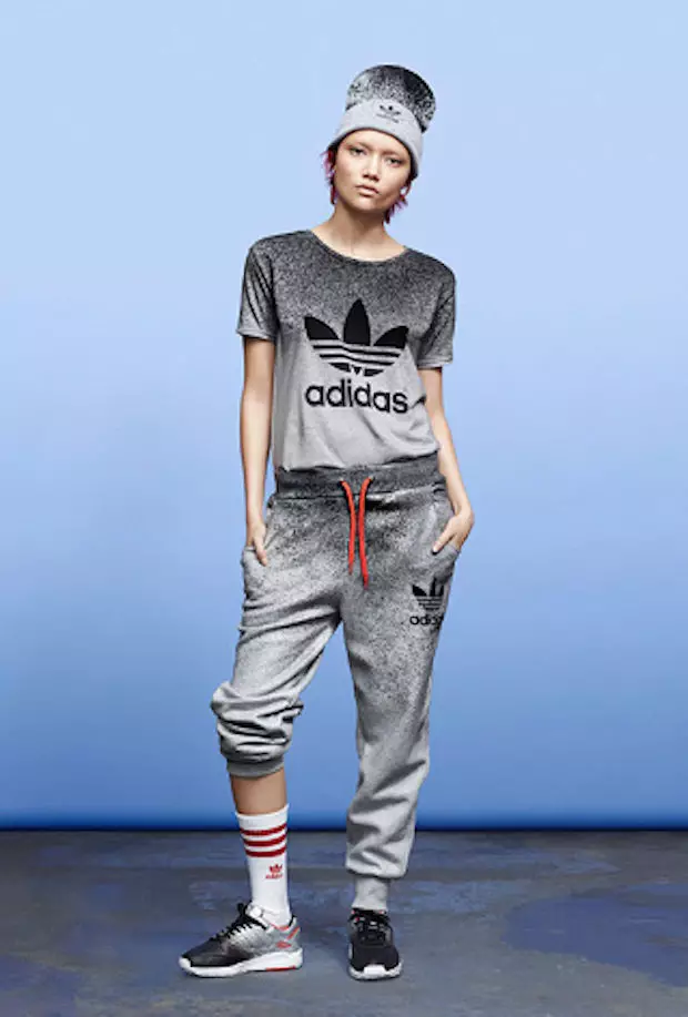 Pantallona sportive të grave (108 foto): Opsionet e gjera dhe në modë të pajisur, pantallona sportive Adidas dhe Nike, me çfarë duhet të veshin dhe si të zgjedhin 975_63