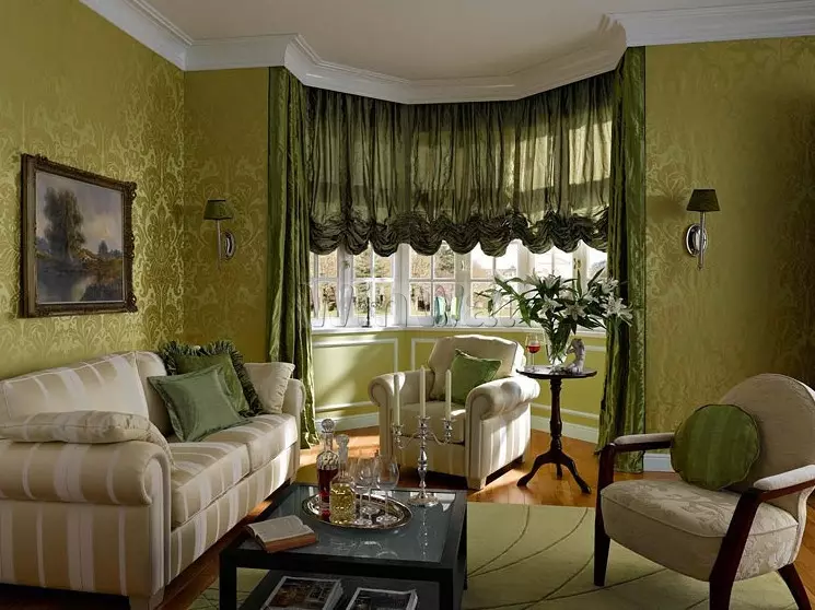 客廳裡的窗簾（148張照片）：普通公寓的大廳里美麗的窗簾。什麼應該是最佳的窗簾長度？最佳款式2021.村屋的豐富和簡單的模型，帶Lambrequins。普羅旺斯風格的窗簾應該合併什麼？ 9778_132