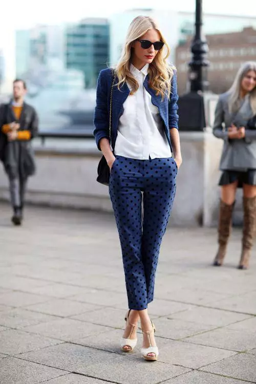 Cropped pants 2021 (191 photos): What to wear with what shoes and what fashionable female images are? 977_82