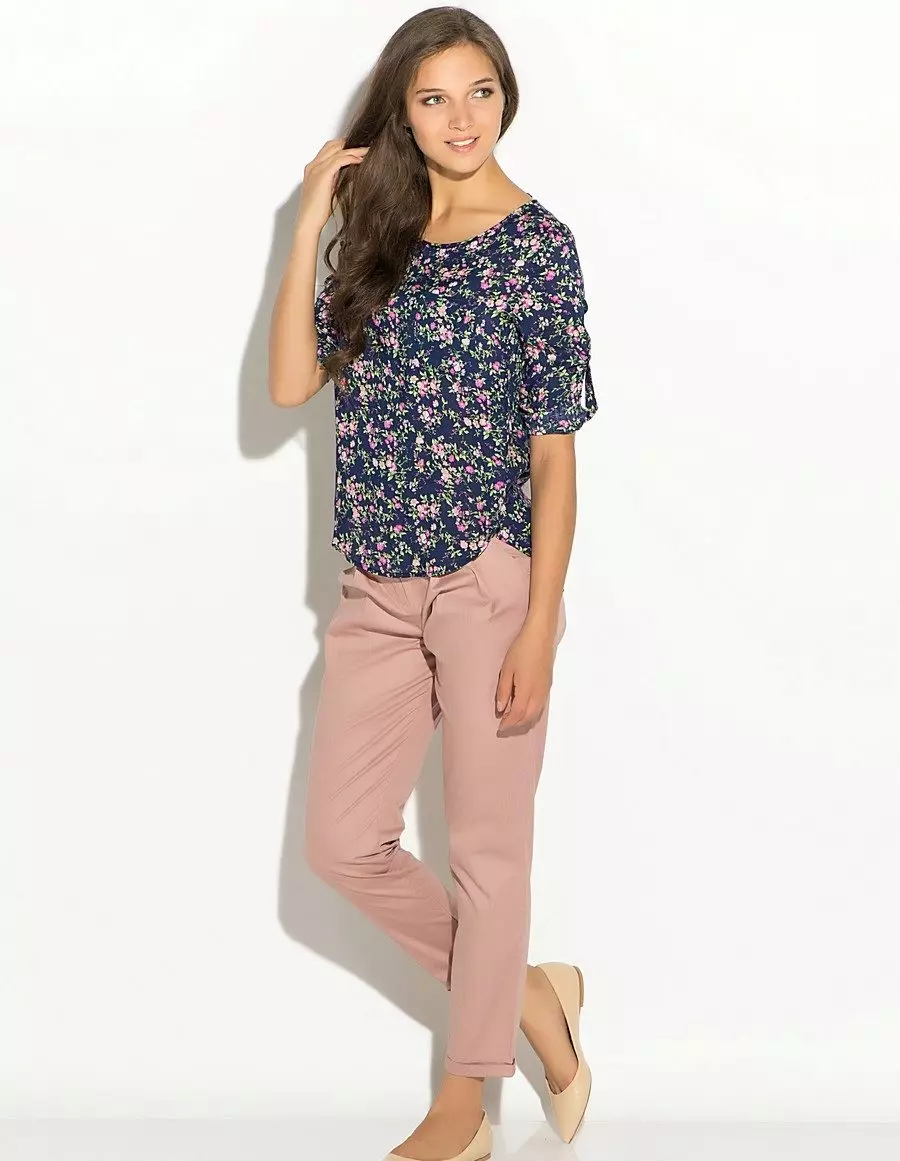 Pink şalvar (58 şəkil): geyimi nə, Popular Pink Pants Avon, Fashionable Qadın Şəkillər 978_21