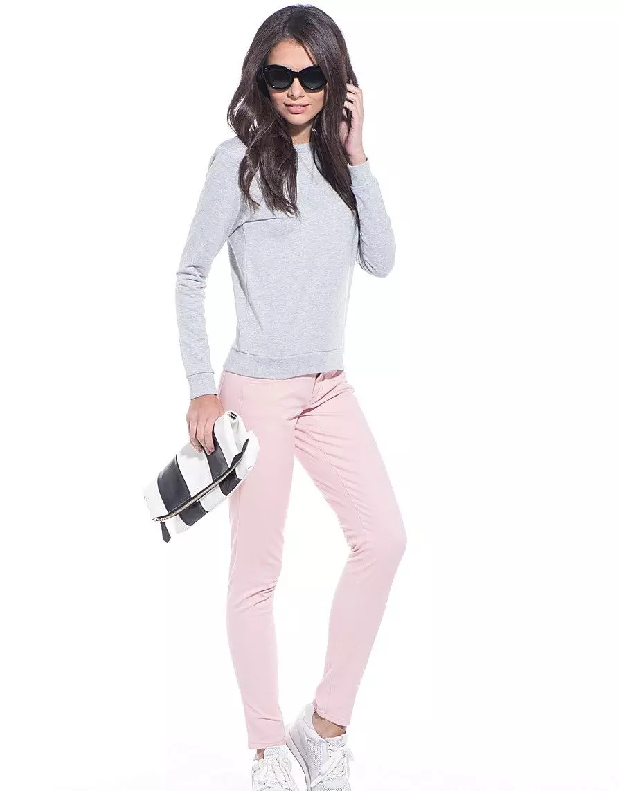 Pantalon rose (58 photos): Que porter, pantalon rose populaire Avon, images pour femmes à la mode 978_22
