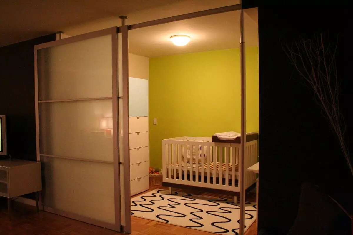 غرفة نوم، جنبا إلى جنب مع (57 صور) الأطفال: غرفة الدقيقة تقسيم المناطق، وغرفة نوم الوالدين الداخلية مع غرفة نوم 9798_29