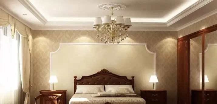 带拉伸天花板的卧室里照明（35张照片）：如何定位天花板点灯具？在卧室内部的磨砂和光泽天花板上的光线位置 9801_22