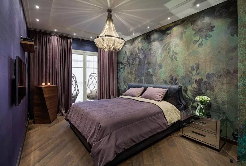 Tavan në dhomën e gjumit (62 foto): Dizajni i tavanit me një model. Cili tavan është më i mirë për të bërë? Pasqyrë duplex dhe tavane të bukura 9802_47