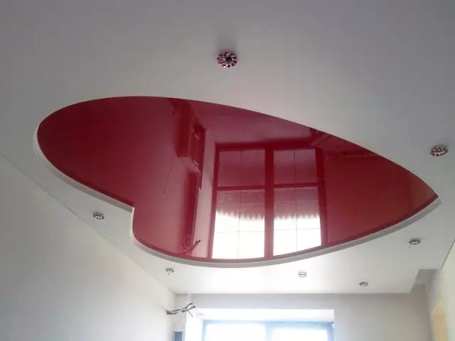 Vipande vya plasterboard katika chumba cha kulala (picha 54): Kubuni ya dari mbili-tier na backlight, kusimamishwa curly nzuri drywall dari na chaguzi nyingine 9804_4