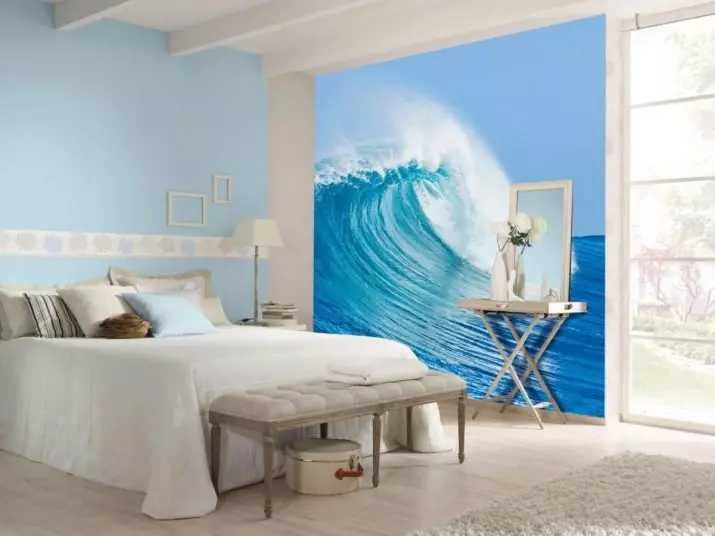 Стена стенопис в спалнята (95 снимки): стена дизайн над леглото с фотографии с цъфтяща сакура, горски или божури. Какво да изберете за бели и други цветни спални? 9820_13