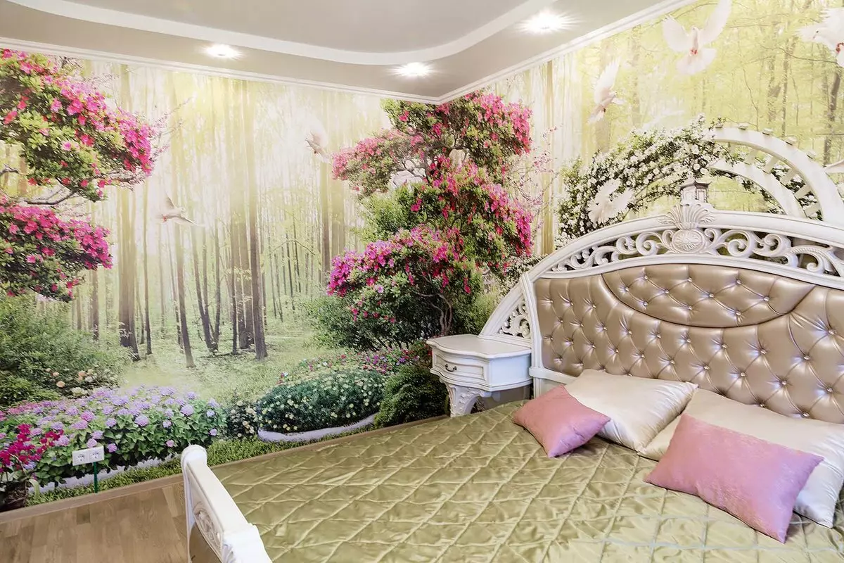 Унтлагын өрөөнд хананы хана (95 зураг): Sakura, ой, цээнэ цэцгийн зурагтай орон дээр хэвтэж буй хананы загвар. Цагаан болон бусад өнгийн унтлагын өрөөнд юу сонгох вэ? 9820_7