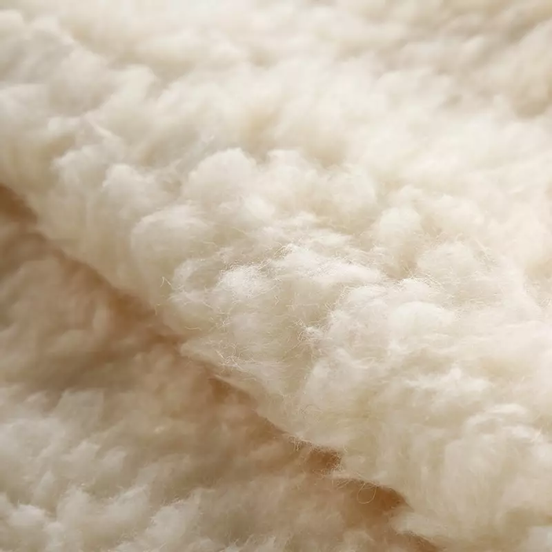 Robbanó matrac: a rugók nélküli matracok előnyei és hátrányai, 160x200, 140x200 modellek és egyéb méretek, a legjobb minőségű matracok minősítése 9823_4