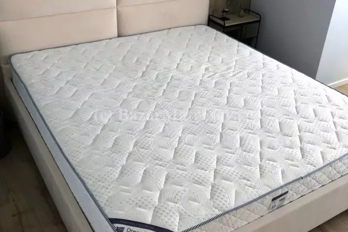 Dreamline mattresses: orthopedic, mga bata, laki 160x200, flawed at iba pang mga modelo ng kumpanya. Mga Review ng Customer 9828_5