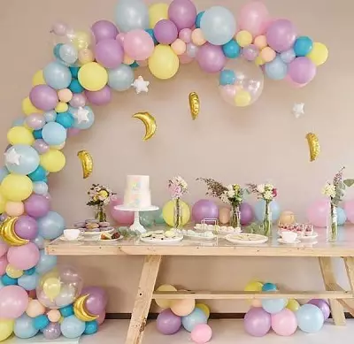 Como decorar a sala para um extrato do hospital? Decorações para meninas e meninos, design de apartamento por balões e outros elementos 9837_34