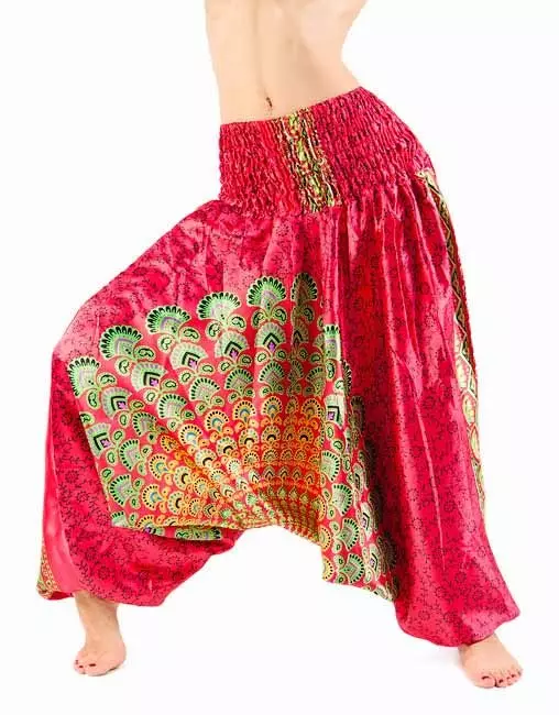 Хлаче панталоне Схаровари (48 фотографија): Шта да се носи и како да изаберете праве женске панталоне 983_19