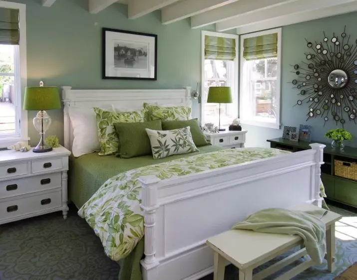 Малки спални (166 снимки): Интериорен дизайн идеи за малка стая. Как да обзаведем и оборудвате малки спални? Интересни идеи 9841_90