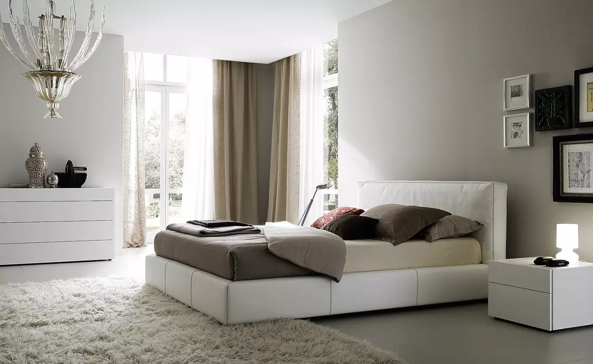 Phòng ngủ tự làm (44 ảnh): Làm thế nào để tạo ra một thiết kế nội thất đơn giản và đẹp mắt? Phòng ngủ Lifehaki với hương vị 9847_13