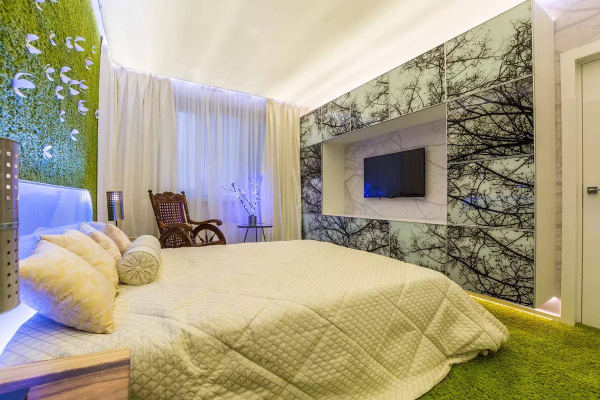 Sovrum för vuxna (52 bilder): rum design för föräldrar. Vad bör ett sovrum för ett ungt par? Hur man väljer en säng för sovrum två makar? 9850_6