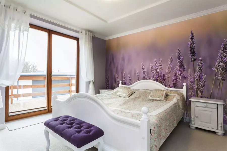 紫色的臥室（93張）：在內飾的設計壁紙，房間裡灰紫色和淡紫色，紫色，白色和暗紫色的色調。還有其他顏色是紫色？ 9854_53