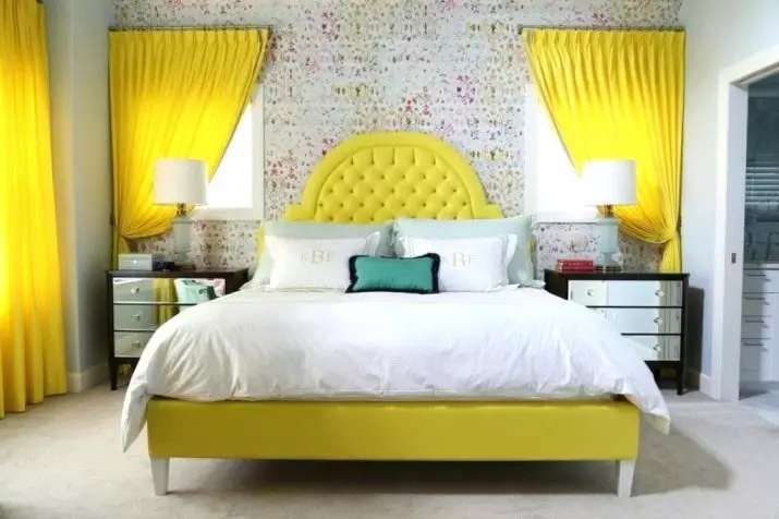 Դեղին ննջասենյակ (65 լուսանկար). Վարագույրներ ինտերիերի համար դեղին գույներով, պատերի համար մոխրագույն-դեղին պաստառների ձեւավորում, առաստաղի եւ այլ նրբերանգների նորաձեւ ջահերի ընտրություն 9859_49