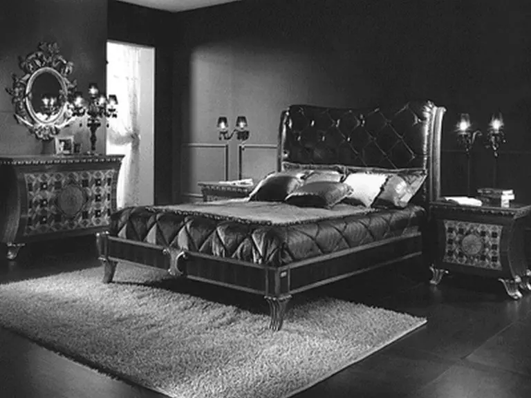 黑色卧室（80张照片）：黑色的套房和壁纸，室内设计的窗帘，与红色和金色的组合，黑色弹力天花板和墙 9864_36