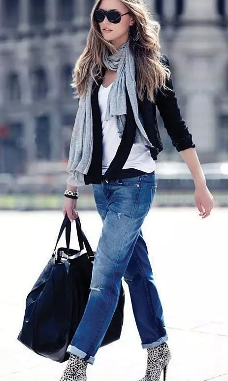 Denim Bukser Kvinne (80 Bilder): Mote Jeans Bukser, Kvinne Indigo Style, Stilig Denim Suit med bukser, med hva som bærer 987_24